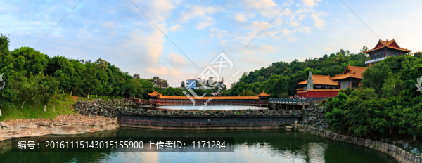 湖光山色