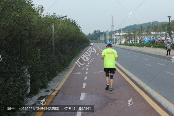 跑步