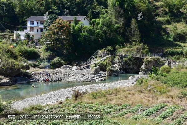 湖北恩施市麂子渡景區(qū)田園風(fēng)光