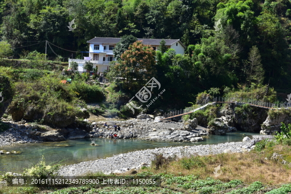湖北恩施市麂子渡景區(qū)田園風(fēng)光