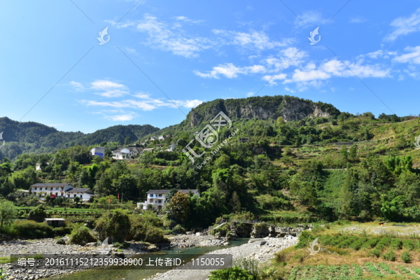 湖北恩施市麂子渡景區(qū)田園風光