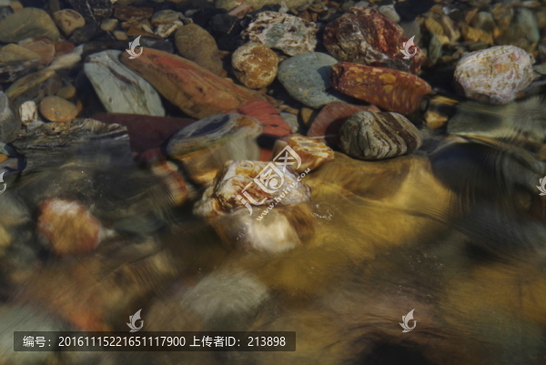 彩色石頭