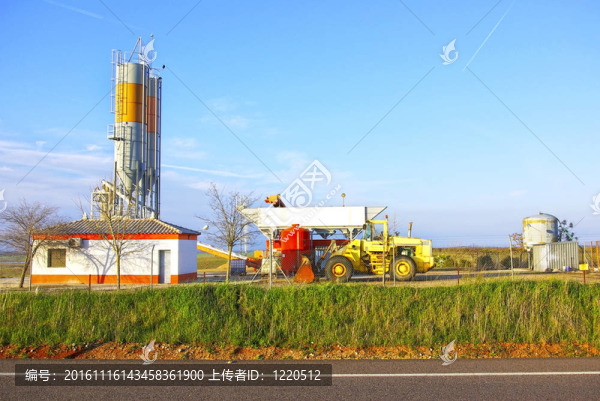 工廠舊機(jī)器。