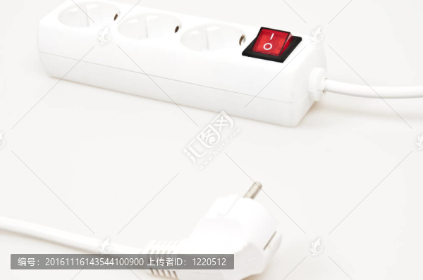 電源