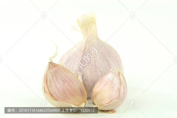 阿根廷大蒜和丁香。