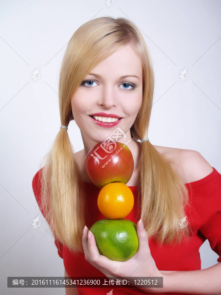 美麗的女孩與水果portrate