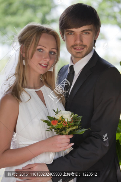 新婚夫婦的肖像