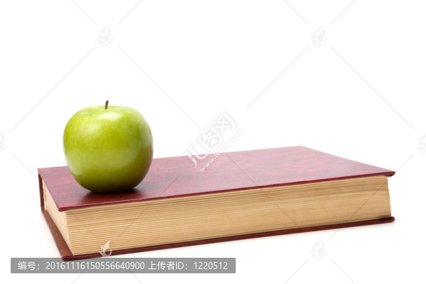 蘋(píng)果與白色背景隔離的書(shū)