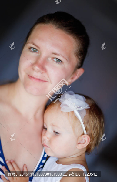 母親和女兒