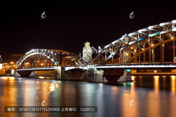 夜間鋼橋