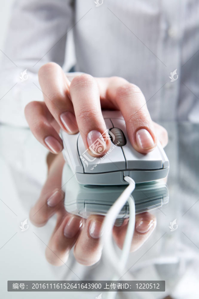 按下鼠標(biāo)按鈕