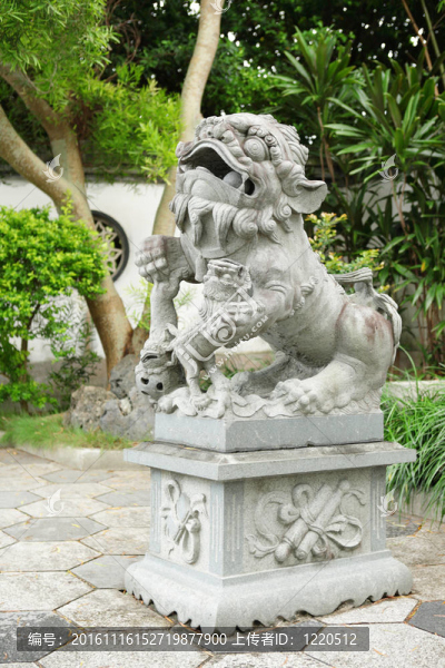 石獅子