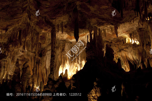 Batalha附近地區(qū)的洞穴