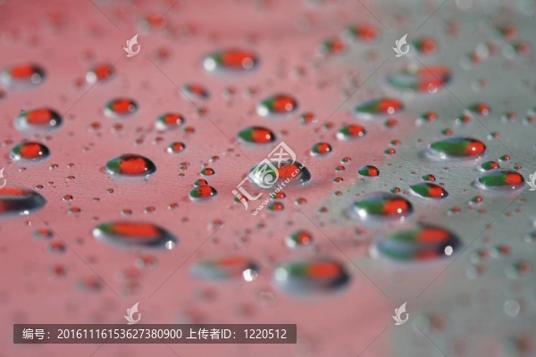 水