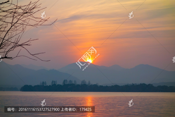 浙江杭州西湖風(fēng)光夕陽(yáng)日落紅霞