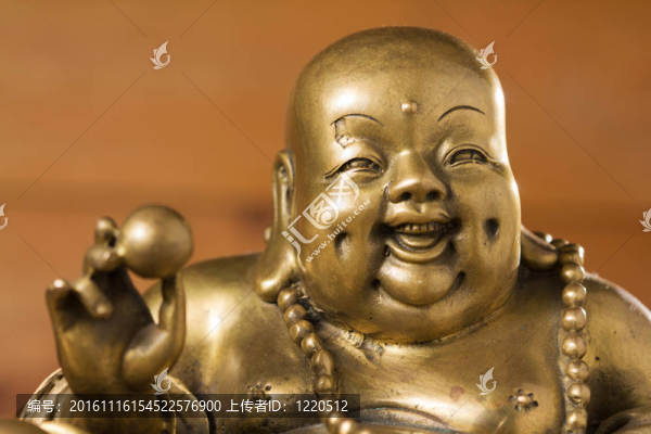 雕像歡快的旅館