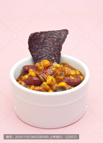 黑豆浸藍玉米片