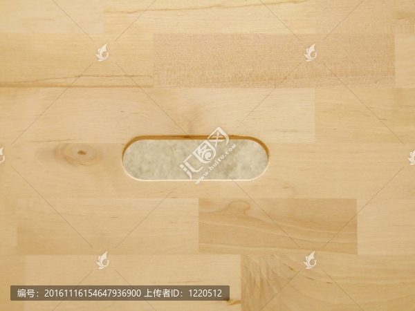 具有處理的孔的帶孔的木板
