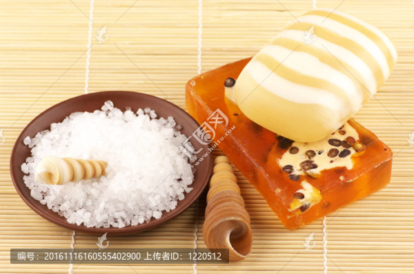 肥皂和海鹽