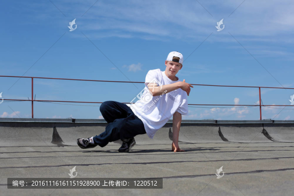 街頭舞者在戶外