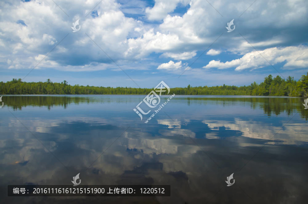獨(dú)木舟密歇根湖