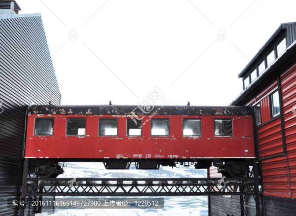 車輛行人天橋