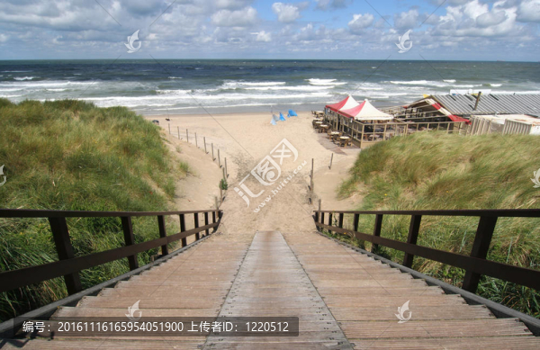 樓梯到Beach