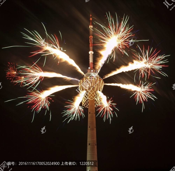世界上最大的電視塔和煙花。