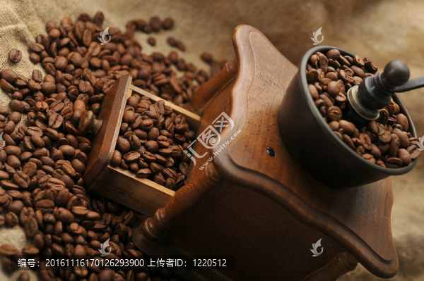 手動的咖啡研磨器