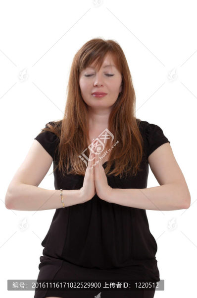 紅頭發(fā)的女人冥想