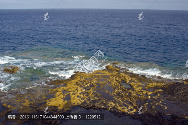 海岸線的石頭結構