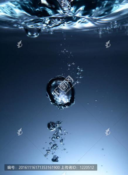有氣泡的新鮮水