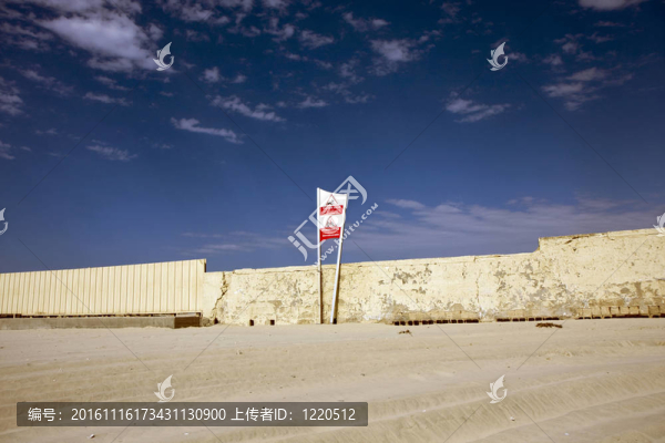 冬季海灘警示標(biāo)志