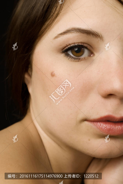 一個與Beauty,Mark的女孩的肖像