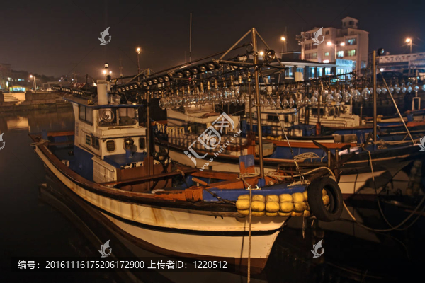 夜間漁船