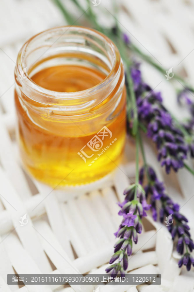 草藥的蜂蜜