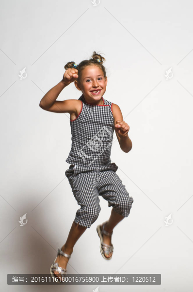 跳