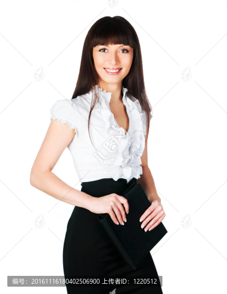 漂亮的年輕女人有一個文件夾