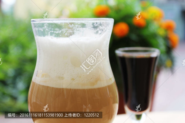 咖啡和白酒類