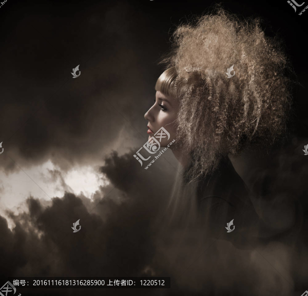 時尚風(fēng)格的照片，一個哥特式的女人
