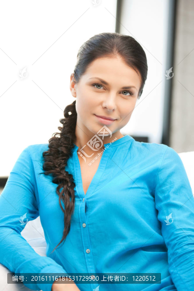 幸福和微笑的女人