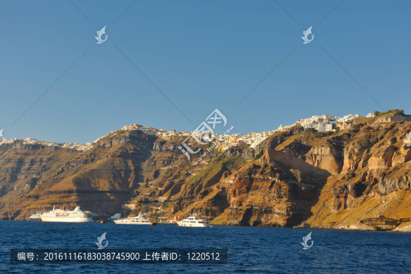 圣托里尼島海岸豪華游艇