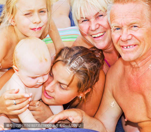 幸福的家庭-匯圖網(wǎng) www.fosd68.com 幸福的家庭