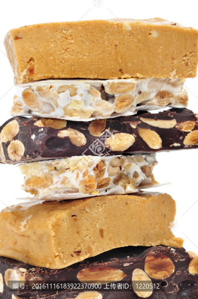 turron；典型的圣誕甜西班牙