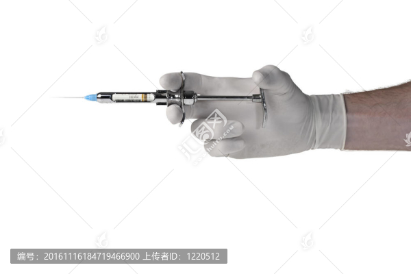 用人的手的醫(yī)療注射器