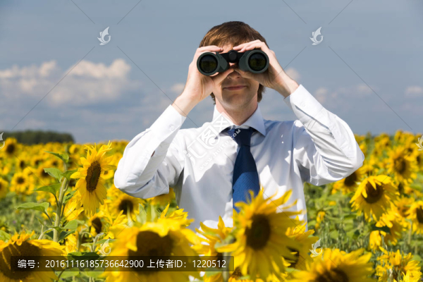 看著你的男人