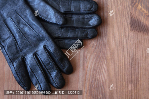 男子皮手套