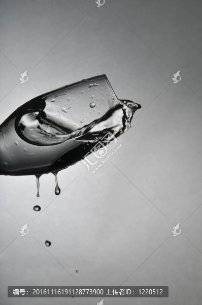 滴水入杯飲地