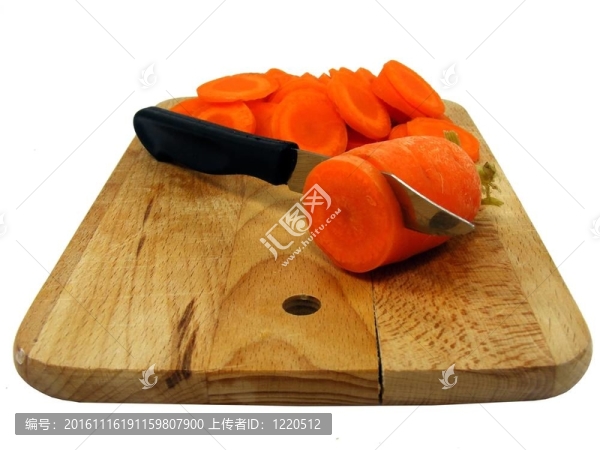 胡蘿卜帶刀在船上