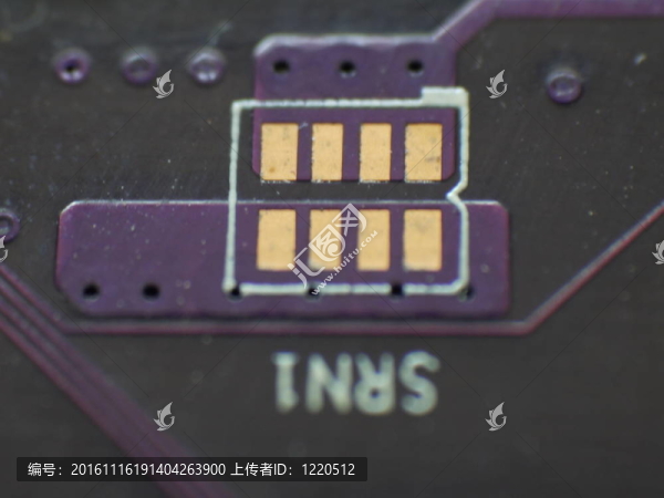 紫色的PCB